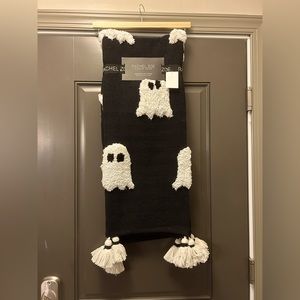 Ghost / Halloween Throw Blanket NWT